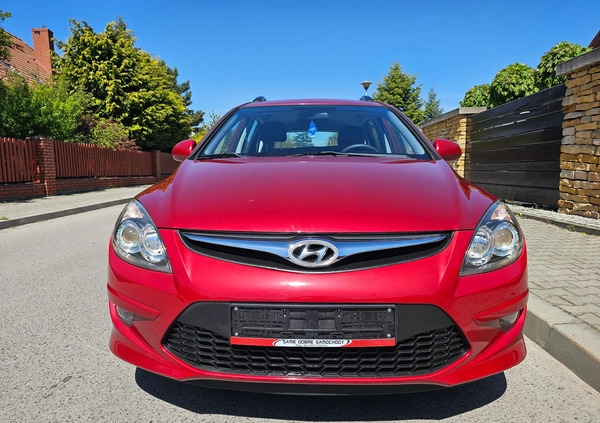 Hyundai I30 cena 19400 przebieg: 199000, rok produkcji 2011 z Puck małe 562